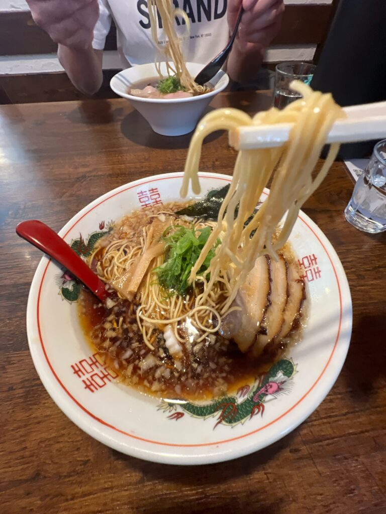 ネオクラシック中華そば　麺