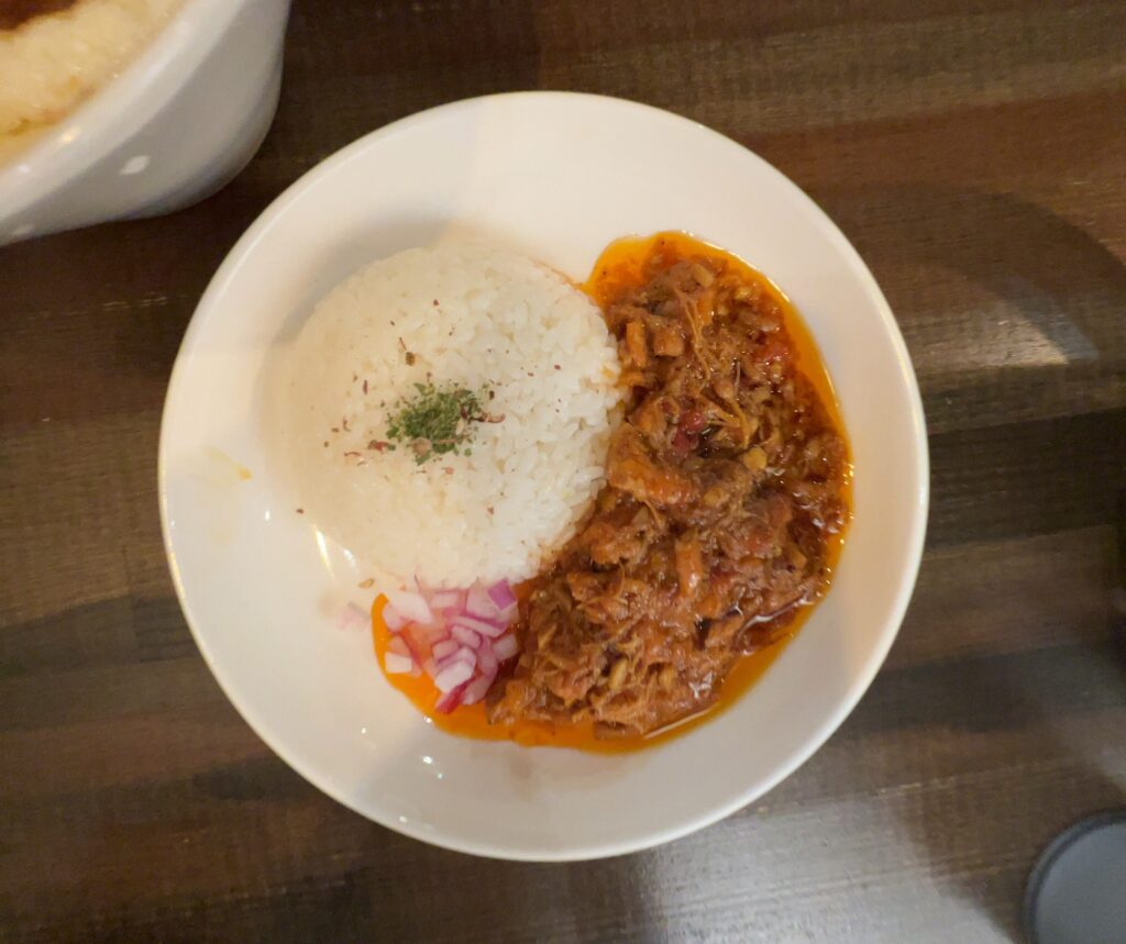 SABAKU
(ラーメンとセットのカレー)