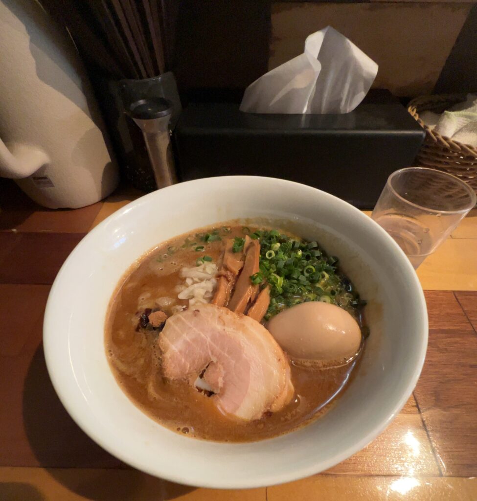 佳味玉ラーメン