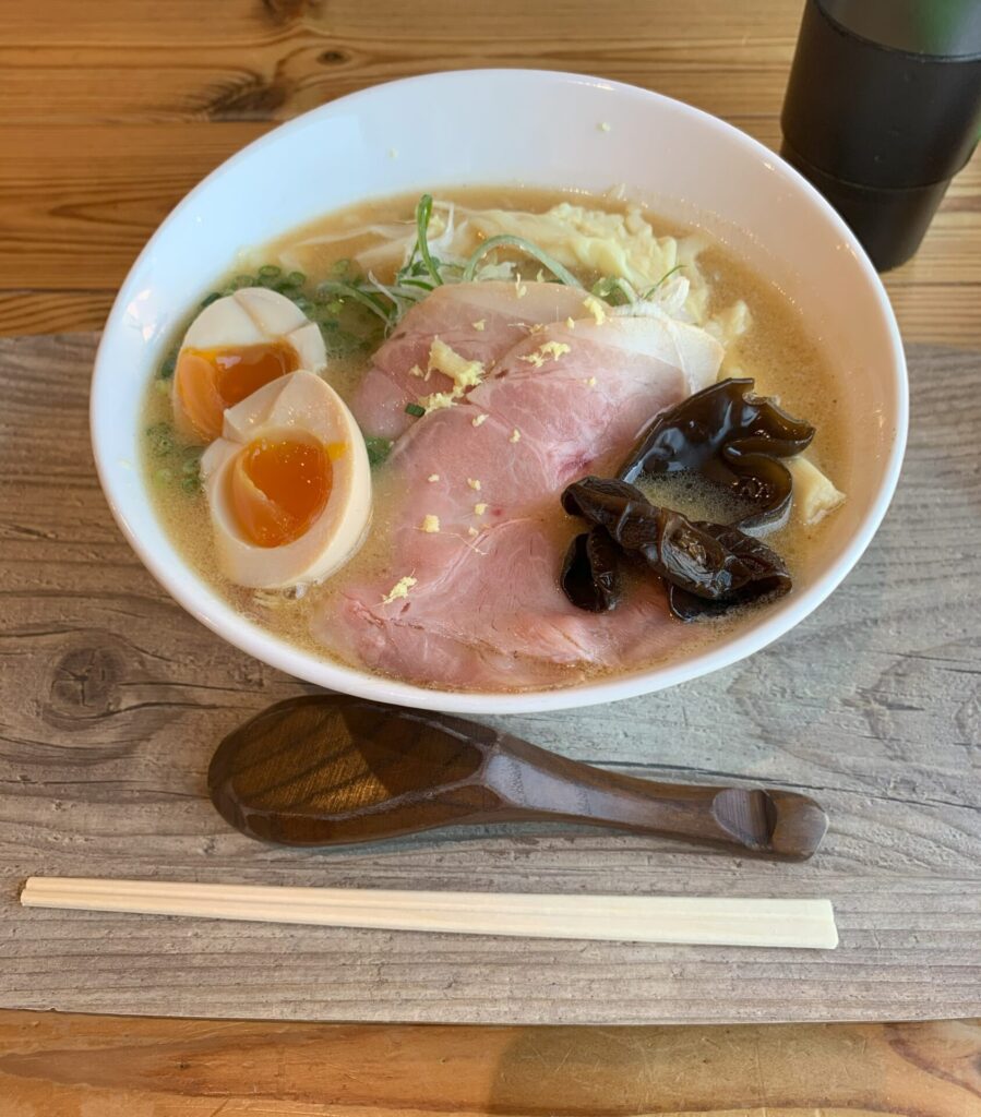 Shin味噌ラーメンと煮卵入り