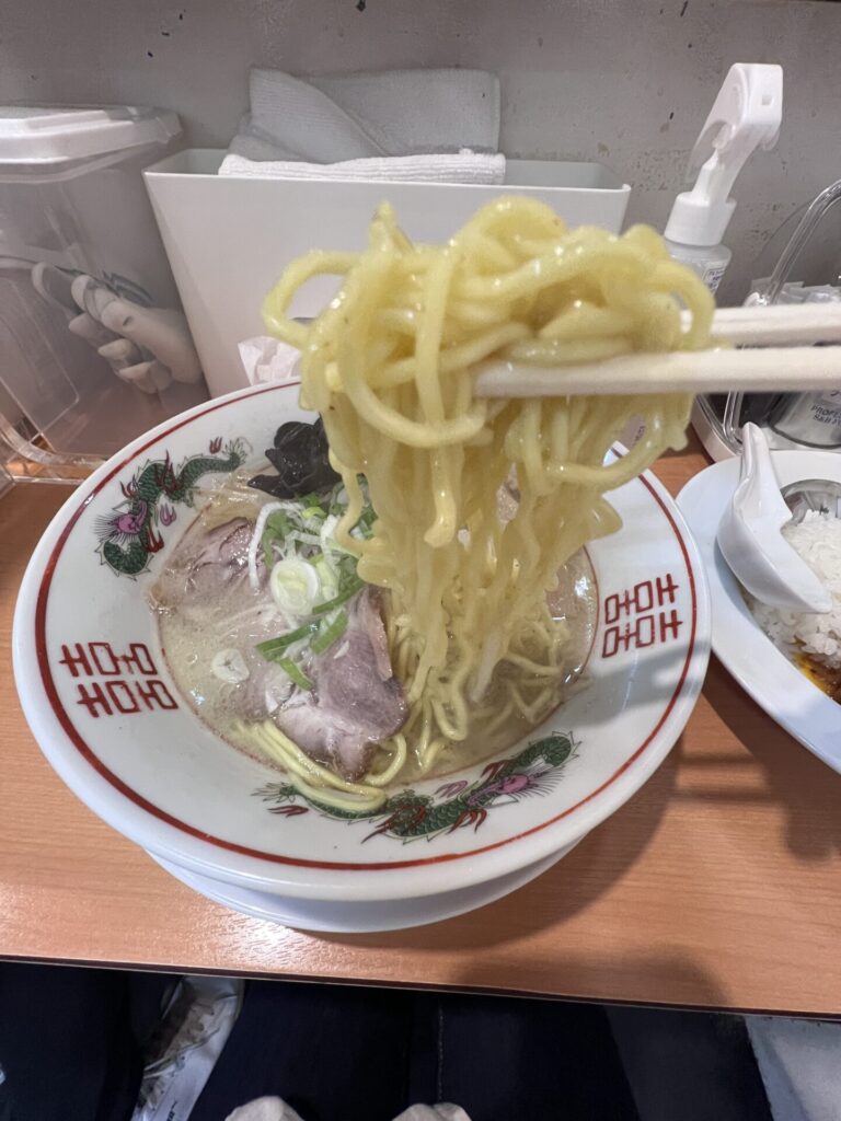 紫雲亭の塩ラーメン