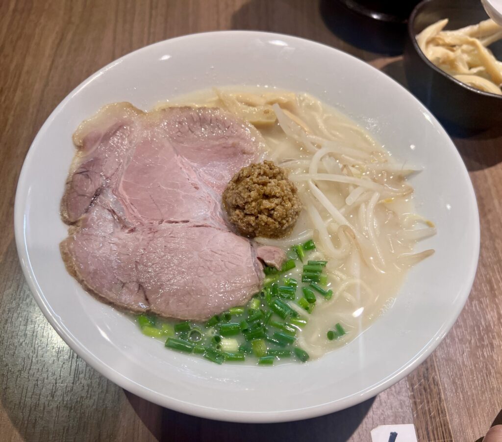 白い味噌らーめん